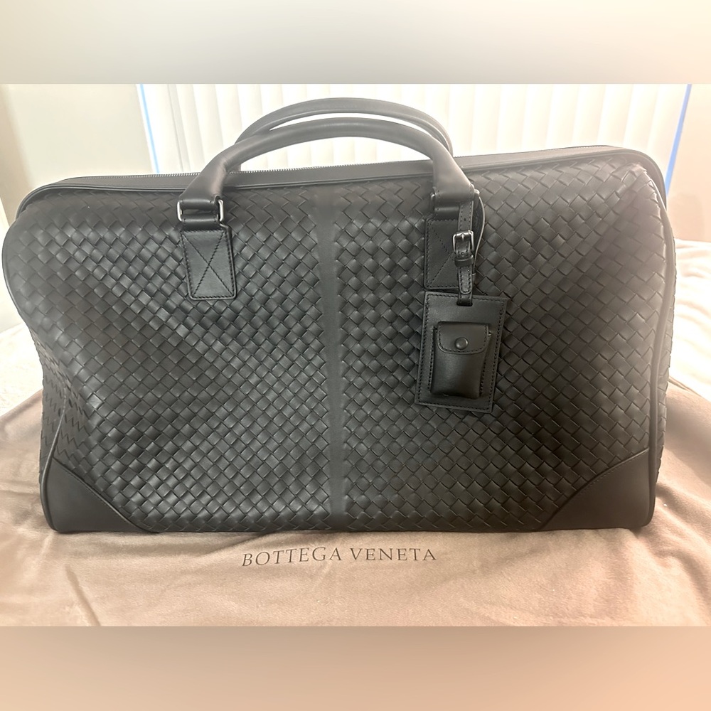 Bottega Veneta duffle Large like new